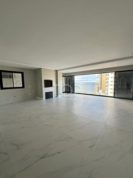 APARTAMENTO 4 SUÍTES ITAPEMA MEIA PRAIA : 2ª foto da galeria de imagens do imóvel