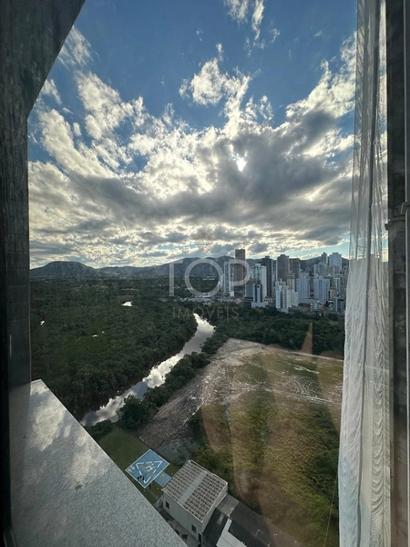 APARTAMENTO 4 SUÍTES ITAPEMA MEIA PRAIA : 4ª foto da galeria de imagens do imóvel