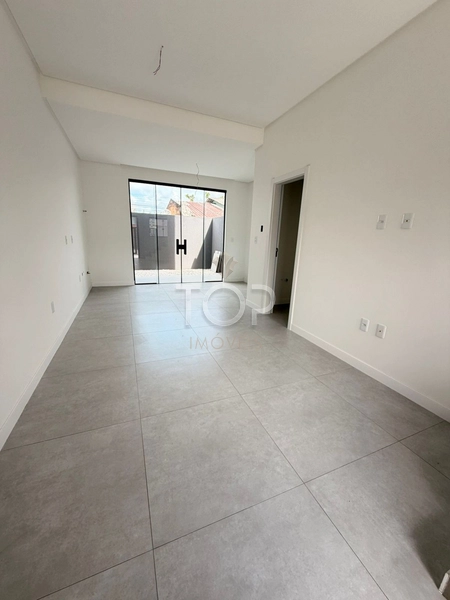 SOBRADO PRONTO PARA MORAR EM ITAPEMA: 1ª foto da galeria de imagens do imóvel