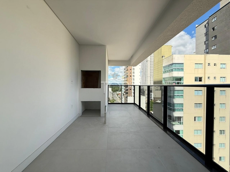 Apartamento 3 suítes - Meia Praia: 5ª foto da galeria de imagens do imóvel