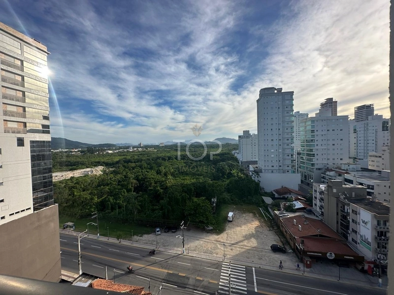 APARTAMENTO EM MEIA PRAIA, QUADRA MAR!: 14ª foto da galeria de imagens do imóvel