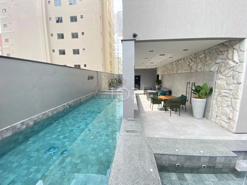APARTAMENTO EM MEIA PRAIA, QUADRA MAR!: 9ª foto da galeria de imagens do imóvel