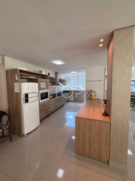 APARTAMENTO 3 QUARTOS NO CORAÇAO DA MEIA PRAIA: 13ª foto da galeria de imagens do imóvel