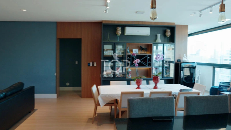 APARTAMENTO PRONTO MOBILIADO NA MEIA PRAIA: 1ª foto da galeria de imagens do imóvel