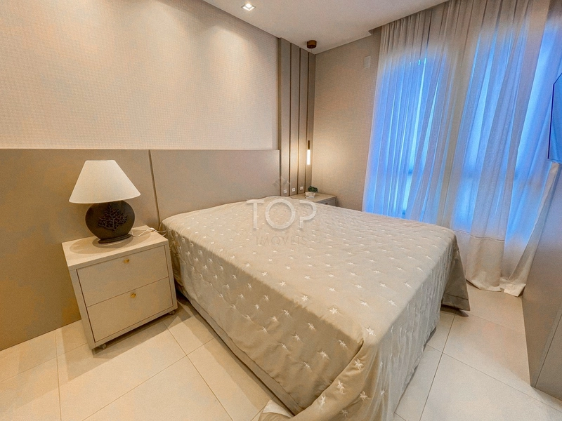 APARTAMENTO COM  04 DORMITÓRIOS EM MEIA PRAIA: 11ª foto da galeria de imagens do imóvel