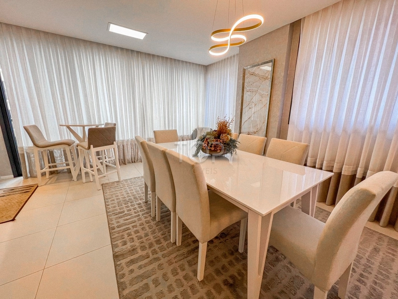APARTAMENTO COM  04 DORMITÓRIOS EM MEIA PRAIA: 1ª foto da galeria de imagens do imóvel