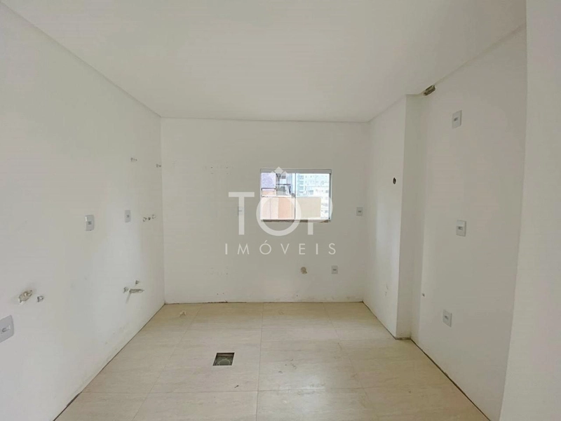 PRONTO EM MEIA PRAIA: 10ª foto da galeria de imagens do imóvel