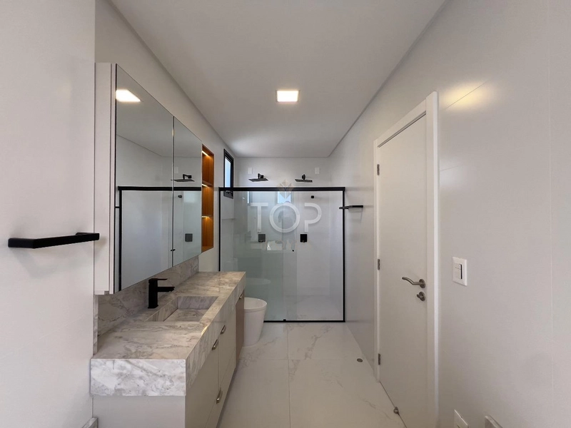 APARTAMENTO PRONTO EM MEIA PRAIA: 4ª foto da galeria de imagens do imóvel