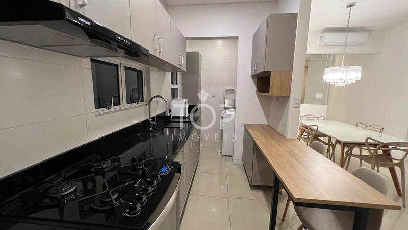 APTO 3 SUÍTES E 2 VAGAS  MOBILIADO EM MEIA PRAIA: 8ª foto da galeria de imagens do imóvel
