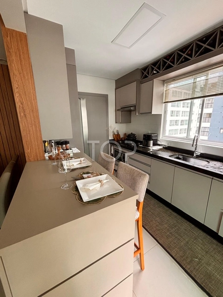 APARTAMENTO PRONTO ITAPEMA, MOBILIADO MEIA PRAIA: 5ª foto da galeria de imagens do imóvel