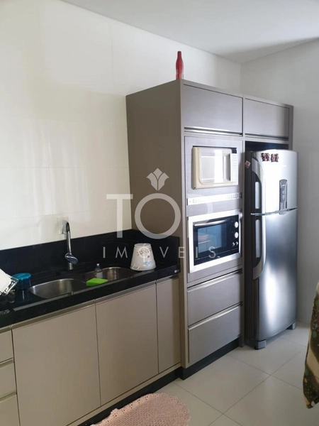 AMPLO APARTAMENTO EM ANDAR ALTO MOBILIADO MEIA PRAIA: 38ª foto da galeria de imagens do imóvel