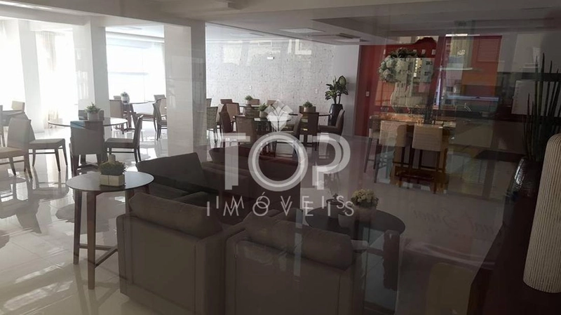 AMPLO APARTAMENTO EM ANDAR ALTO MOBILIADO MEIA PRAIA: 25ª foto da galeria de imagens do imóvel