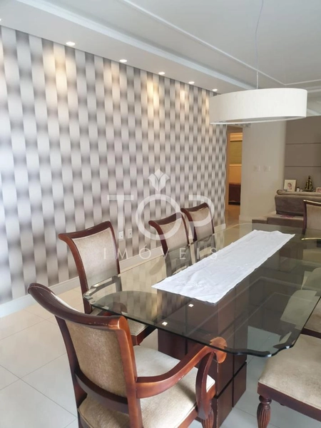 AMPLO APARTAMENTO EM ANDAR ALTO MOBILIADO MEIA PRAIA: 22ª foto da galeria de imagens do imóvel