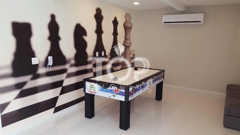 AMPLO APARTAMENTO EM ANDAR ALTO MOBILIADO MEIA PRAIA: 17ª foto da galeria de imagens do imóvel