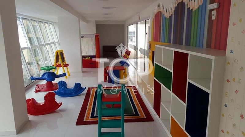 AMPLO APARTAMENTO EM ANDAR ALTO MOBILIADO MEIA PRAIA: 42ª foto da galeria de imagens do imóvel