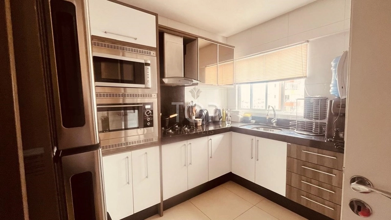 1 Apartamento por andar mobiliado em Balneário Camboriú: 6ª foto da galeria de imagens do imóvel
