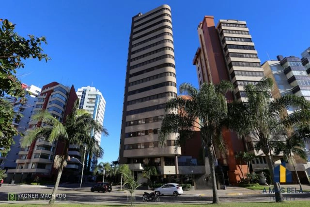 Apartamento em Torres, 3 suítes em frente as Quatro Praças: 1ª foto da galeria de imagens do imóvel
