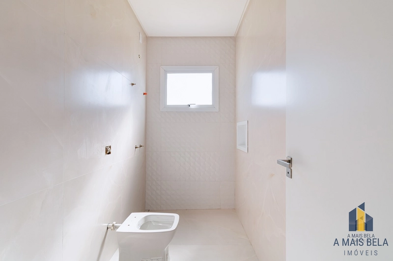 Casa em condomínio na beira do lago : 18ª foto da galeria de imagens do imóvel
