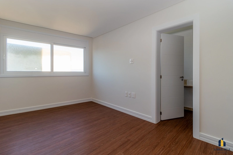 Apartamento em Torres, 4 suítes andar alto: 18ª foto da galeria de imagens do imóvel