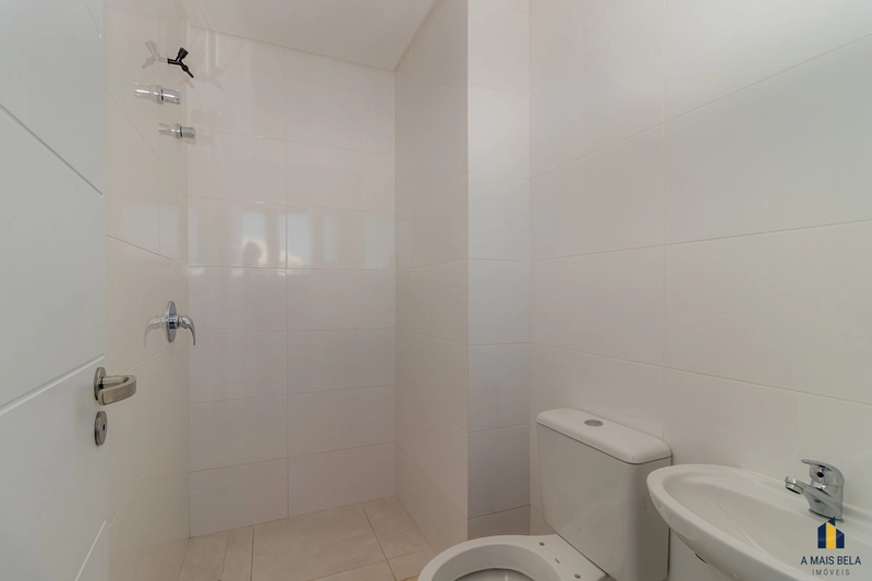Apartamento em Torres, 4 suítes andar alto: 16ª foto da galeria de imagens do imóvel