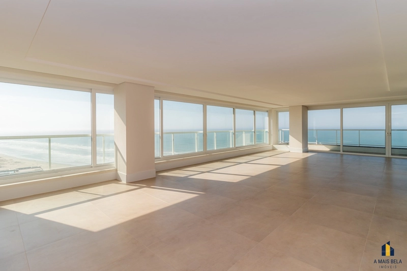 Apartamento em Torres, 4 suítes andar alto: 24ª foto da galeria de imagens do imóvel
