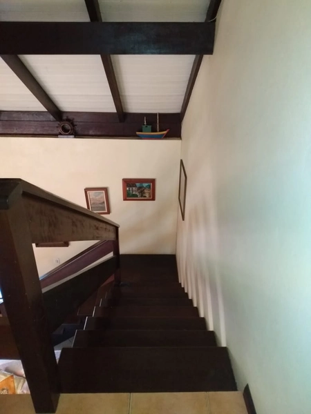Casa 3 dormitórios de alto padrão: 9ª foto da galeria de imagens do imóvel