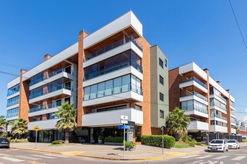 Apartamento em Torres, 2 dormitórios: 1ª foto da galeria de imagens do imóvel