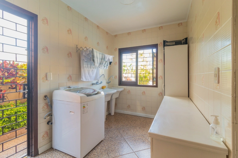 Casa em Torres, 4 dormitórios próximo a lagoa: 13ª foto da galeria de imagens do imóvel