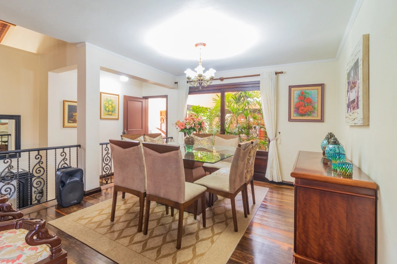 Casa em Torres, 4 dormitórios próximo a lagoa: 4ª foto da galeria de imagens do imóvel