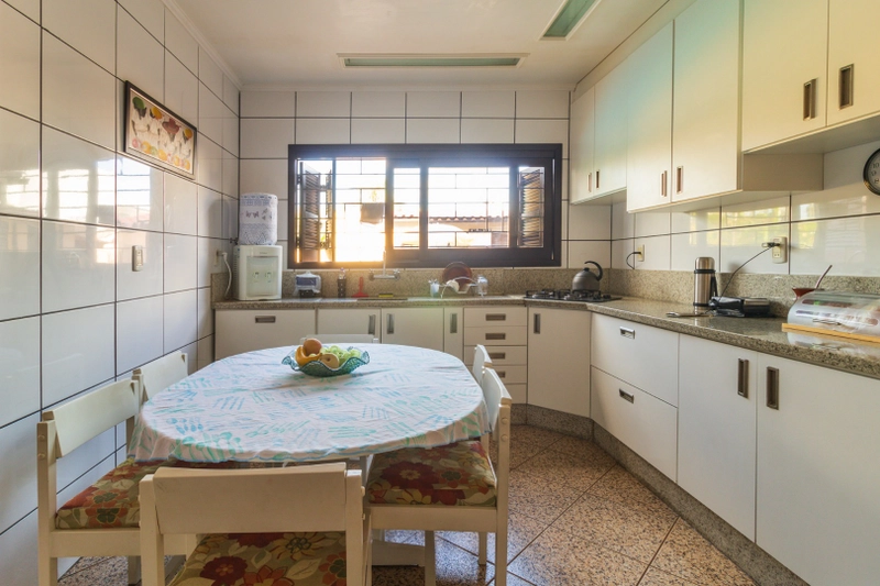 Casa em Torres, 4 dormitórios próximo a lagoa: 11ª foto da galeria de imagens do imóvel