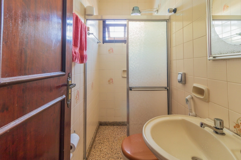 Casa em Torres, 4 dormitórios próximo a lagoa: 12ª foto da galeria de imagens do imóvel