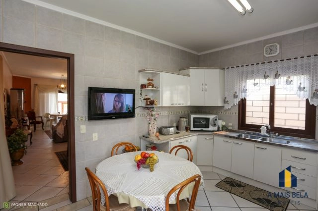 Casa em Torres, 3 dormitórios mais anexo: 6ª foto da galeria de imagens do imóvel