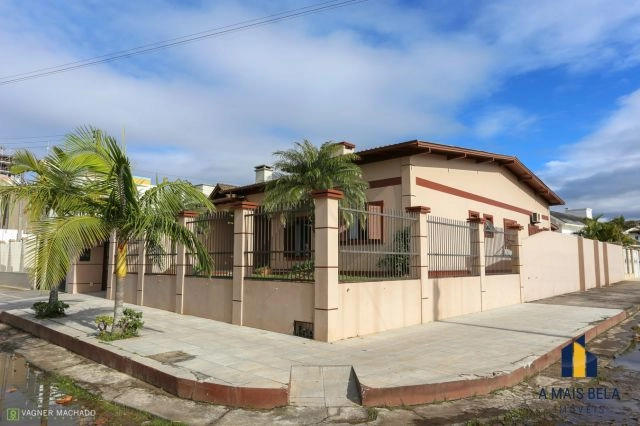 Casa em Torres, 3 dormitórios mais anexo: 28ª foto da galeria de imagens do imóvel