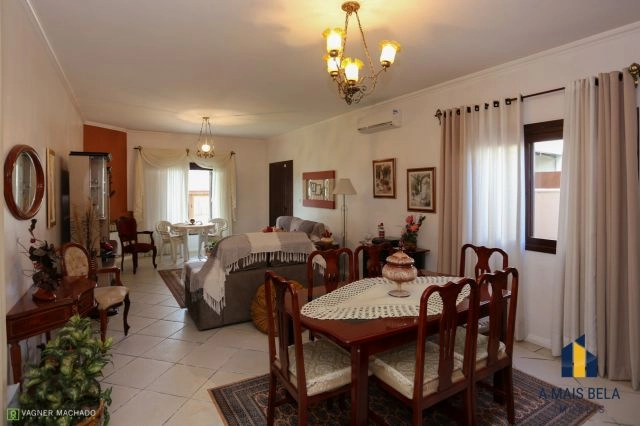 Casa em Torres, 3 dormitórios mais anexo: 8ª foto da galeria de imagens do imóvel