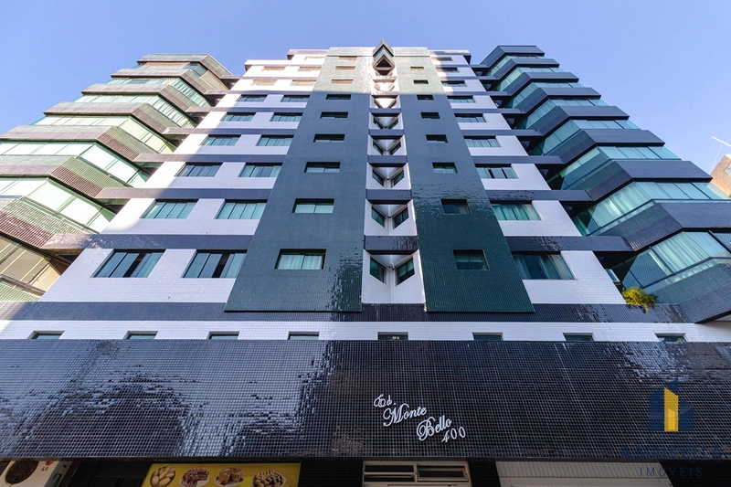 Apartamento em Torres, 3 dormitórios no centro: 1ª foto da galeria de imagens do imóvel