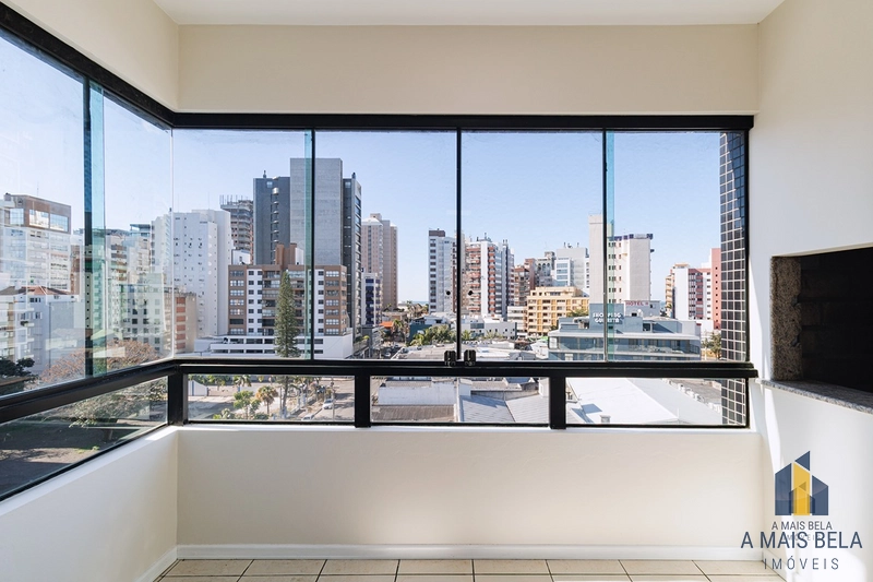Apartamento em Torres, 3 dormitórios no centro: 4ª foto da galeria de imagens do imóvel