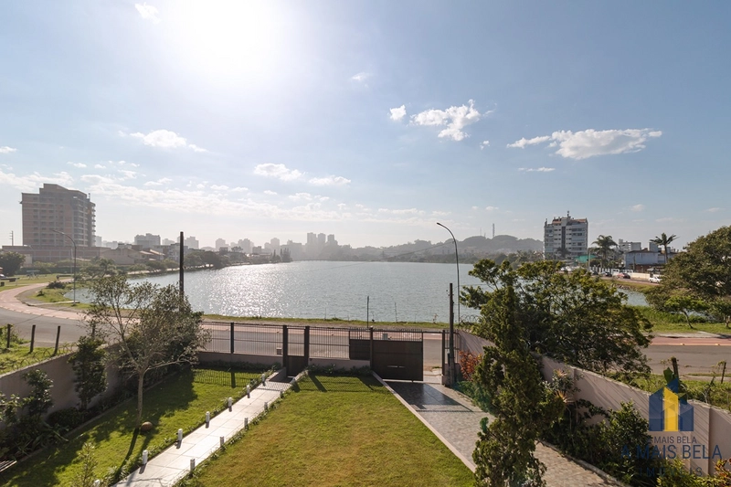 Casa em Torres de frente á lagoa do violão: 24ª foto da galeria de imagens do imóvel