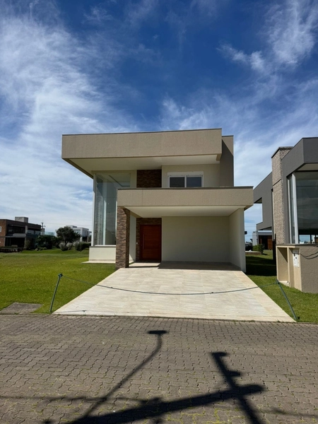 Casa em Torres no Reserva das Águas, com 4 suítes: 3ª foto da galeria de imagens do imóvel