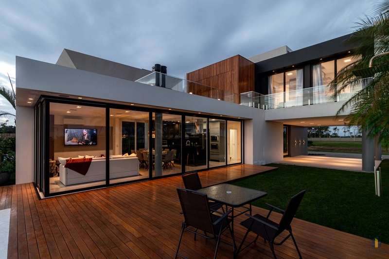 Casa 04 suítes no Reserva das águas mobiliada e decorada: 3ª foto da galeria de imagens do imóvel