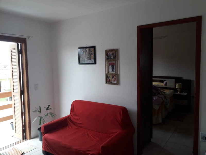 Casa com 6 dormitórios sendo 2 suítes.: 7ª foto da galeria de imagens do imóvel