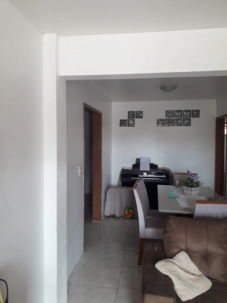 Casa com 6 dormitórios sendo 2 suítes.: 15ª foto da galeria de imagens do imóvel