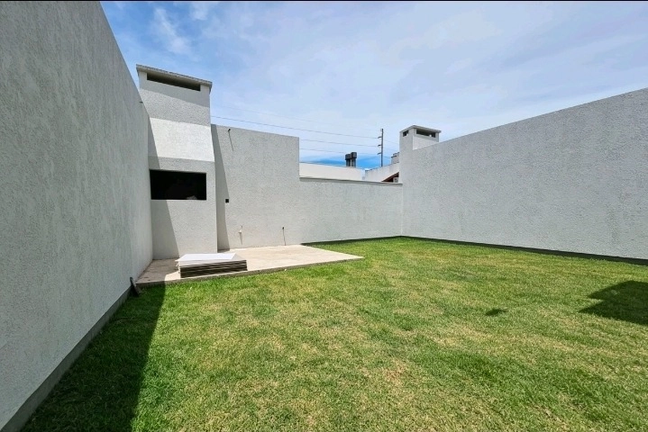 Casa nova próxima à praia de Torres: 6ª foto da galeria de imagens do imóvel