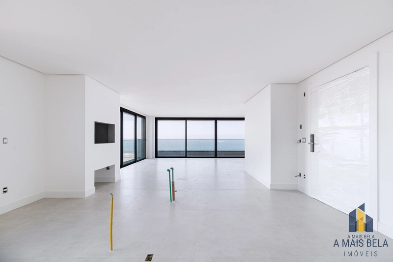 Apartamento com vista pro mar em Torres: 1ª foto da galeria de imagens do imóvel