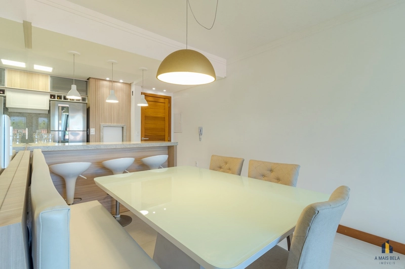Apartamento com 2 dormitórios , em Torres: 2ª foto da galeria de imagens do imóvel