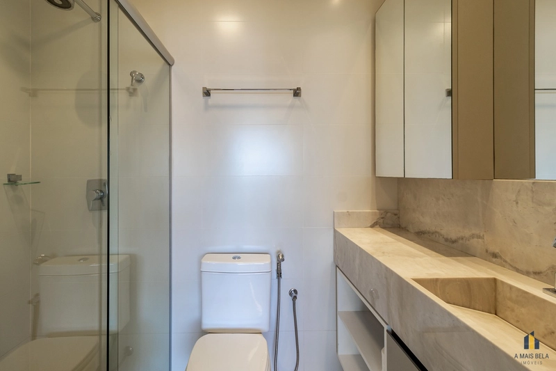 Apartamento em Torres, 3 suítes mobiliado: 8ª foto da galeria de imagens do imóvel