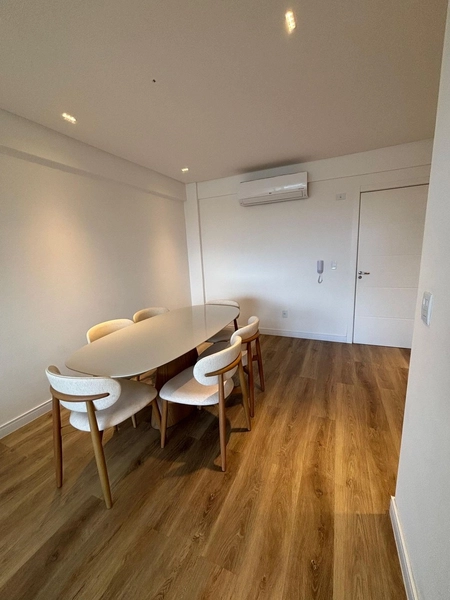 Apartamento em Torres, 2 dormitórios: 2ª foto da galeria de imagens do imóvel