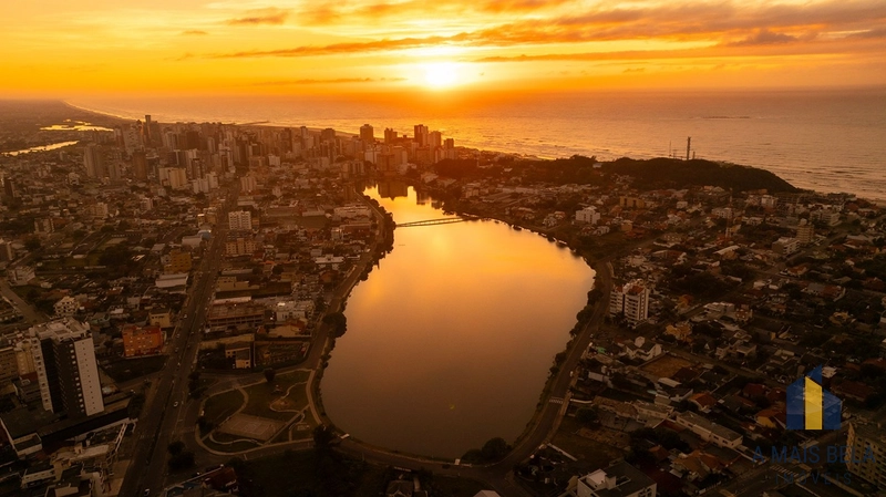 Apartamento em Torres de 2 dormitórios sendo 1 suíte: 5ª foto da galeria de imagens do imóvel