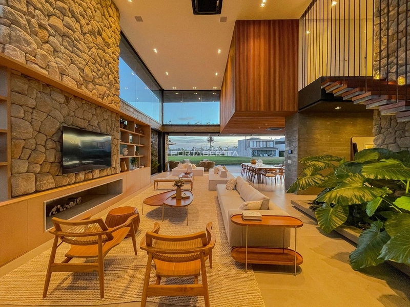 Sobrado em 2 terrenos, beira lago, mobiliado e decorado, condomínio Sense: 47ª foto da galeria de imagens do imóvel