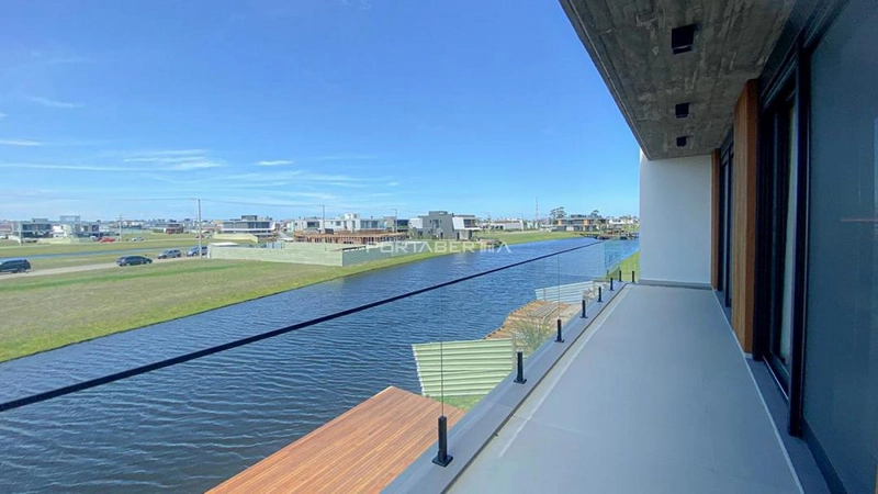 Sobrado beira lago, mobiliado e decorado, condomínio Amare: 10ª foto da galeria de imagens do imóvel
