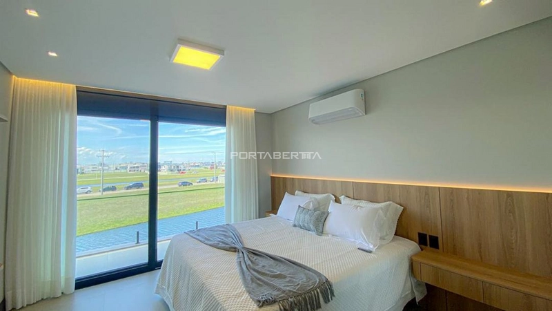 Sobrado beira lago, mobiliado e decorado, condomínio Amare: 9ª foto da galeria de imagens do imóvel